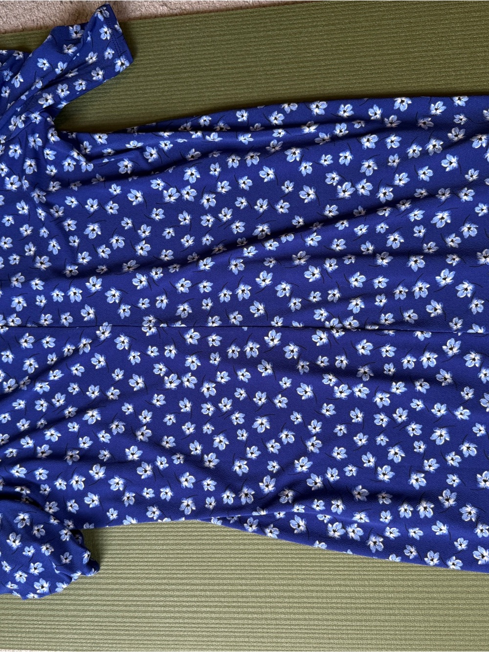 CeCe Garden Romance Ruffle Hem Puff Sleeve Dress Twilight Blue Floral L NWT - Picture 9 of 9